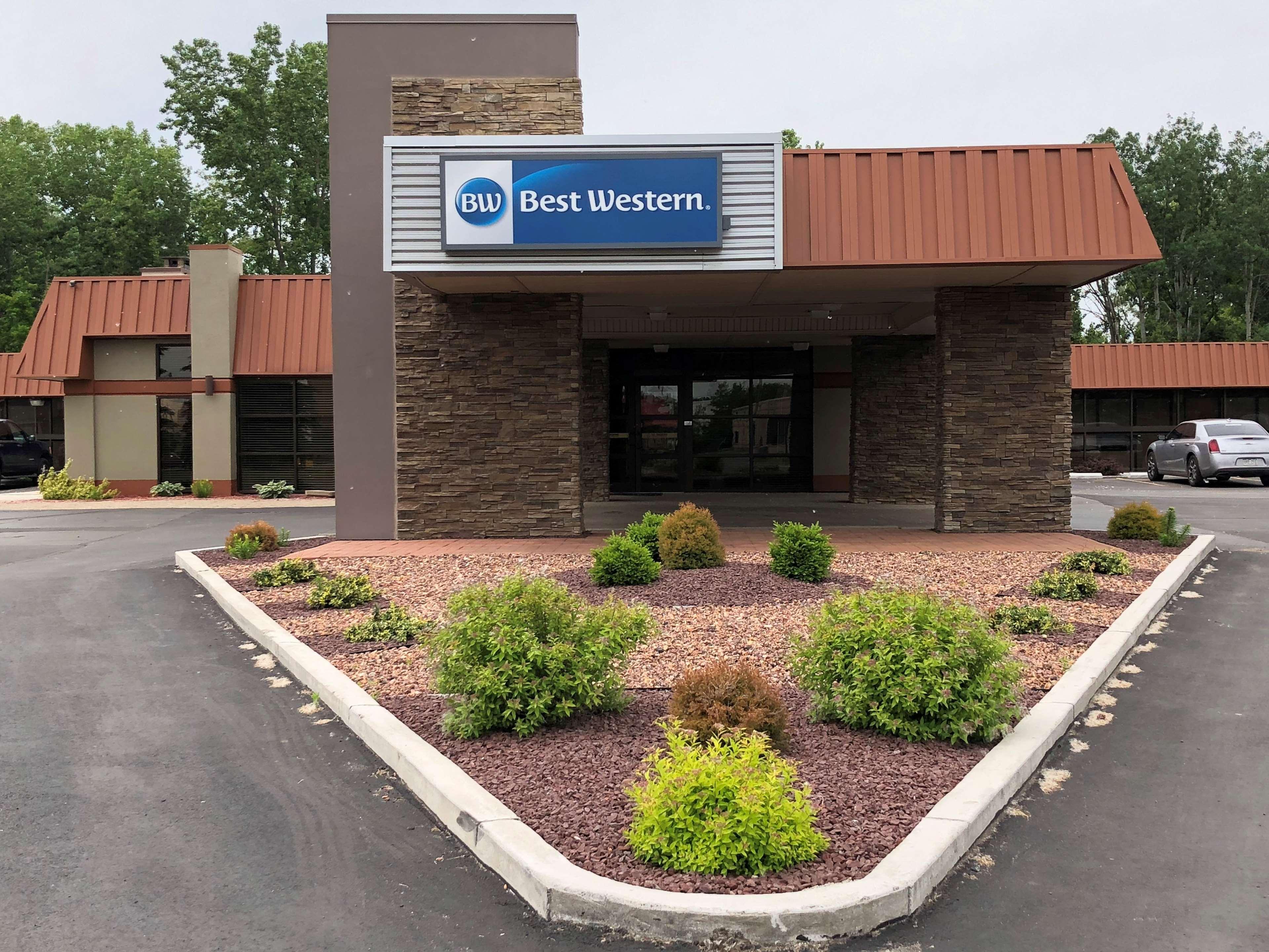 Best Western Gateway Adirondack Inn Utica Esterno foto
