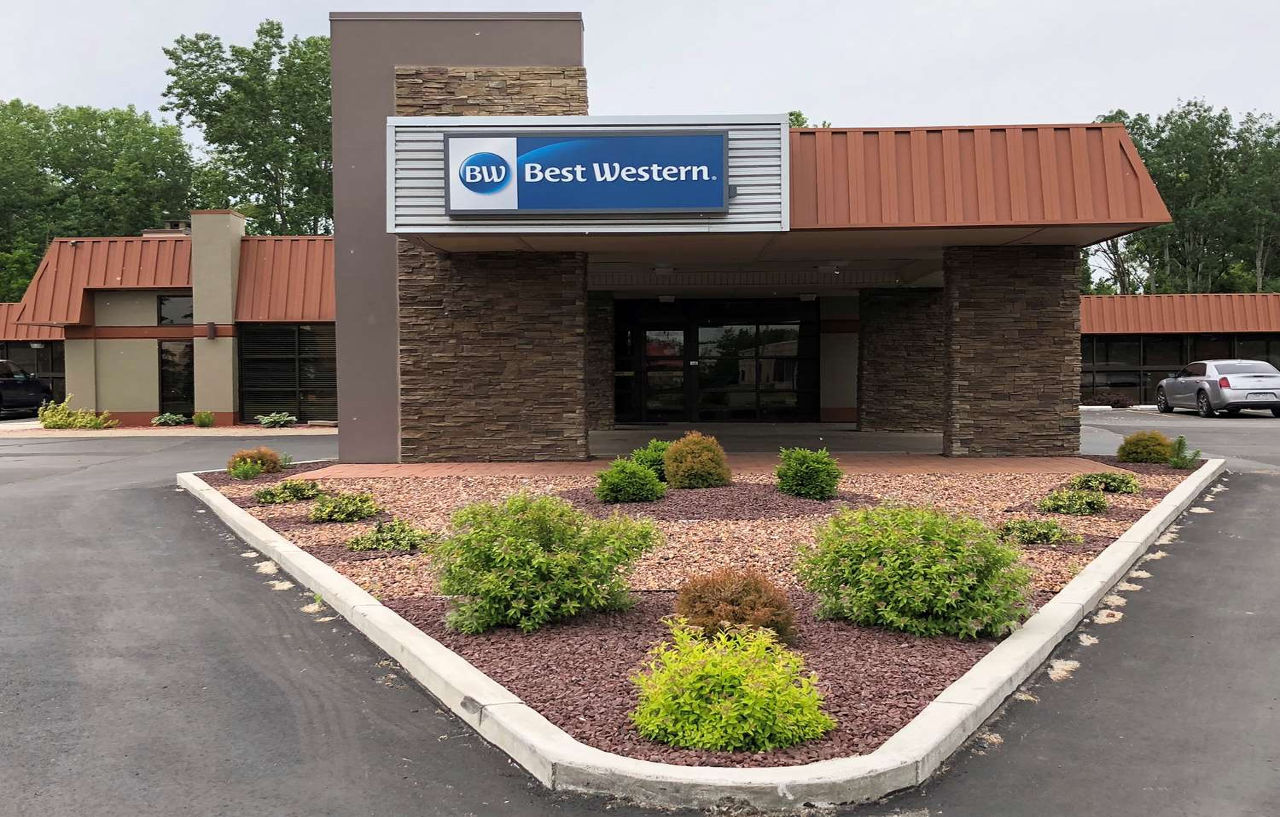 Best Western Gateway Adirondack Inn Utica Esterno foto